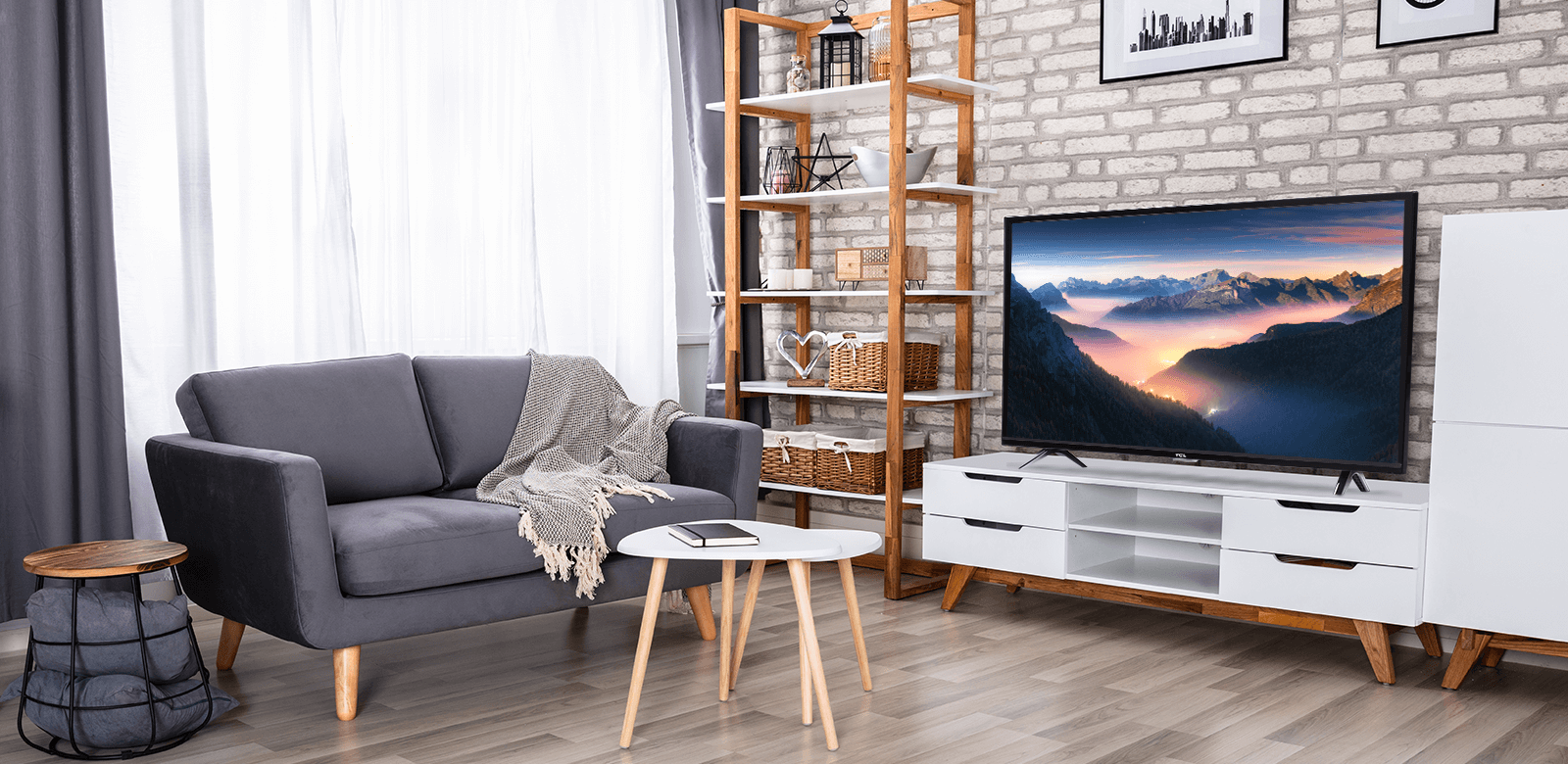 TCL 3-Series lifestyle